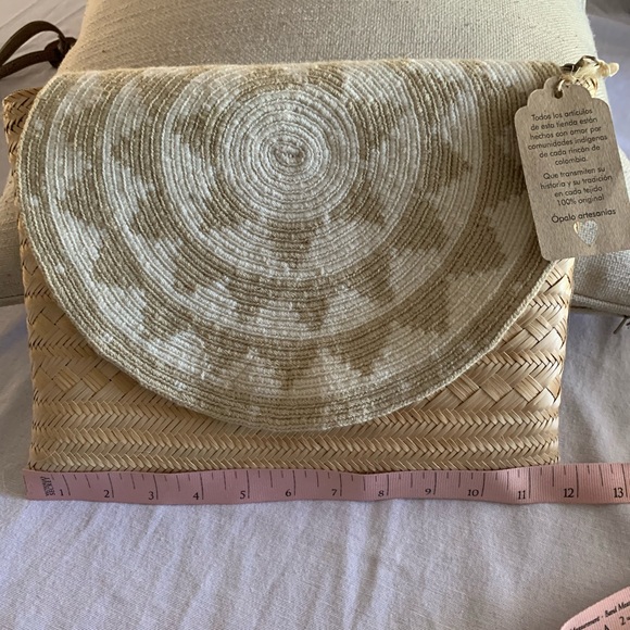 Purse - Picture 3 of 4